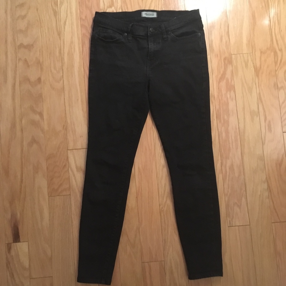 Madewell 8" Skinny Jeans in Black Frost